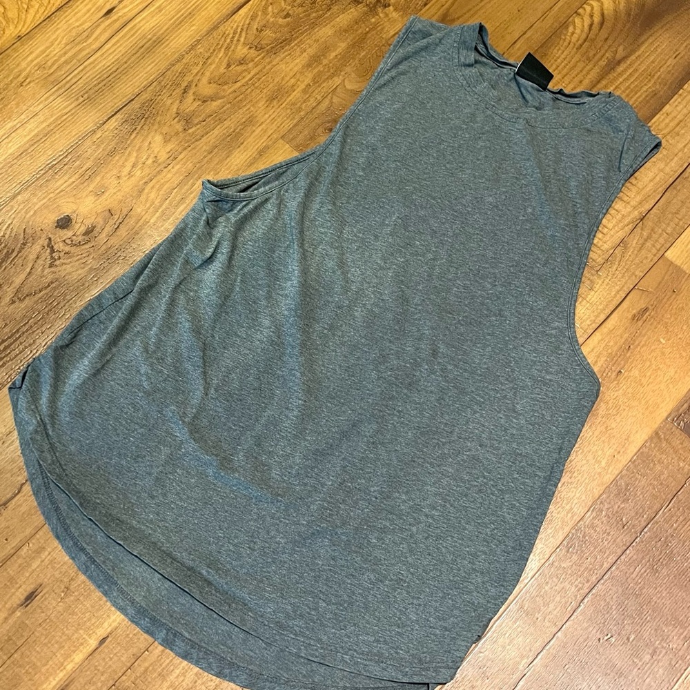 New Men’s Tank Top By Paizh. Size L